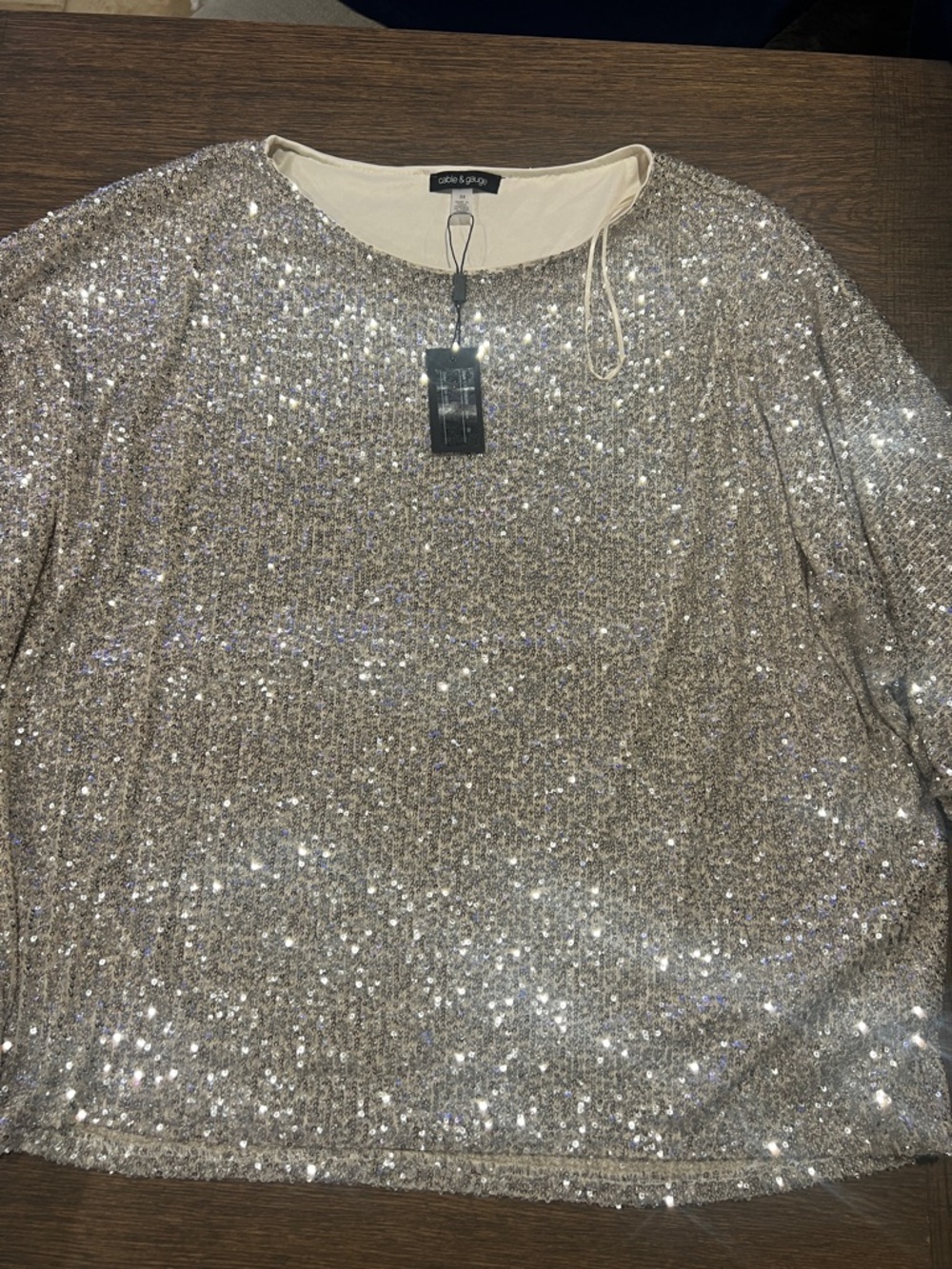 Cable & Gauge Silver Sequin Short Sleeve Sparkle Top